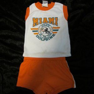 Vintage  Shorts/SL Tshirt Set 18Mos